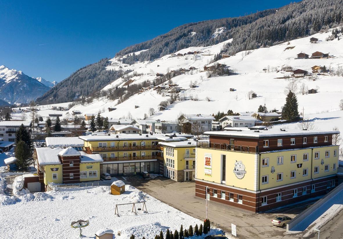 Hotel Der Wolkensteinbaer Bramberg am Wildkogel Luaran gambar