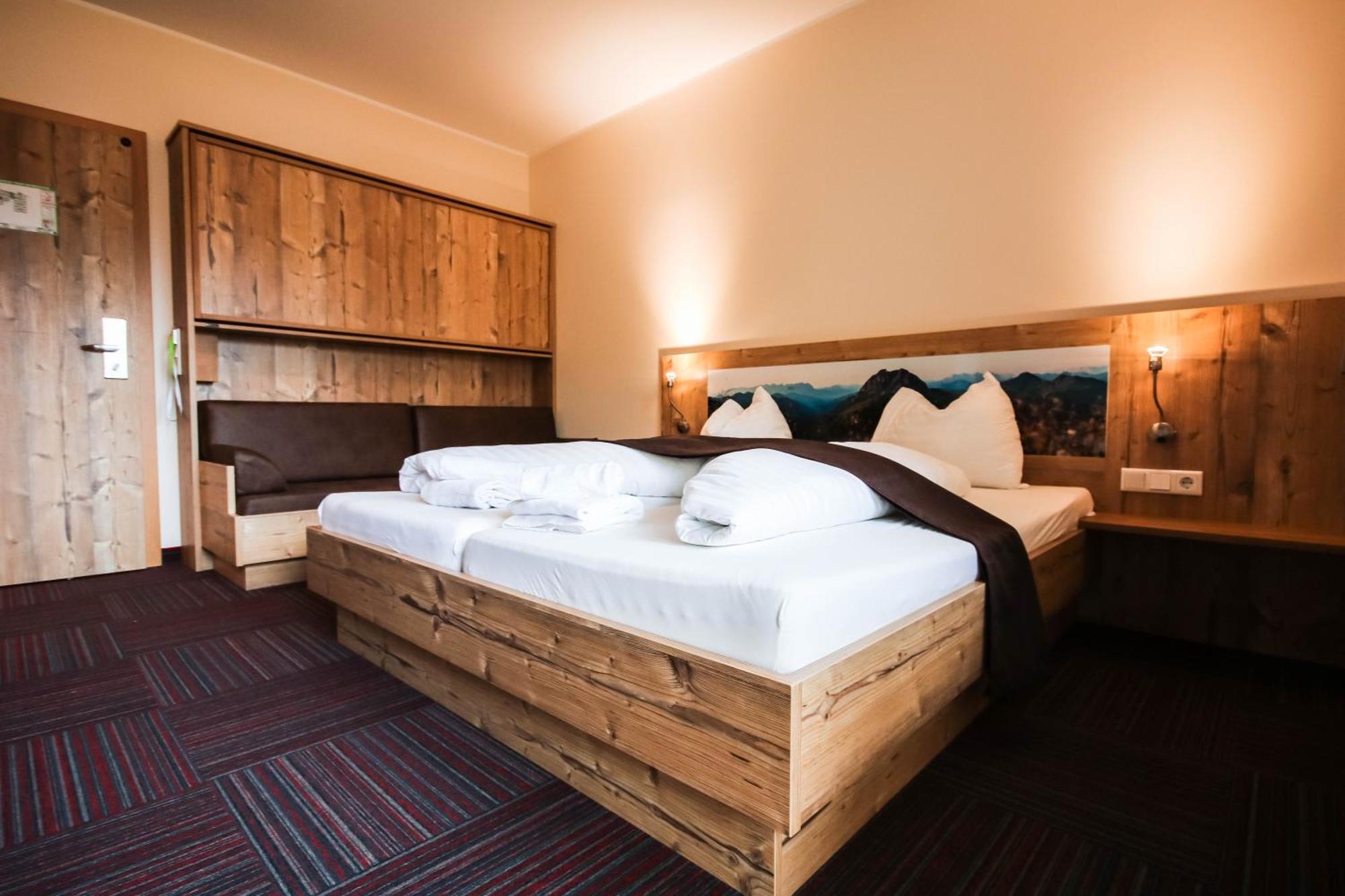 Hotel Der Wolkensteinbaer Bramberg am Wildkogel Luaran gambar